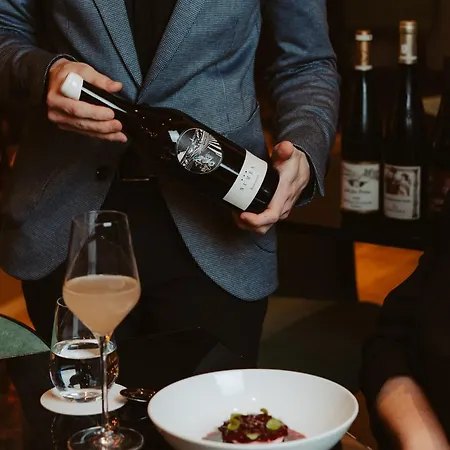 The Ritz-carlton, Ξενοδοχείο 5*