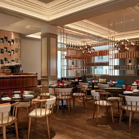 The Ritz-carlton, Hotel 5*
