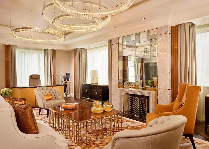 The Ritz-carlton, Hotel 5*