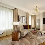 The Ritz-carlton, Ξενοδοχείο Βερολίνο