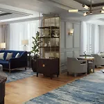 The Ritz-carlton, Ξενοδοχείο