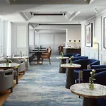 The Ritz-carlton, Ξενοδοχείο 5*