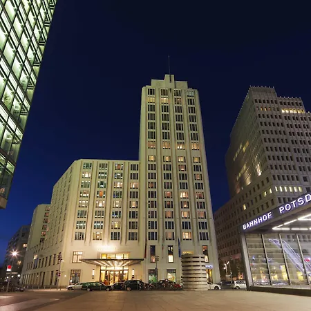 The Ritz-carlton, Berlin