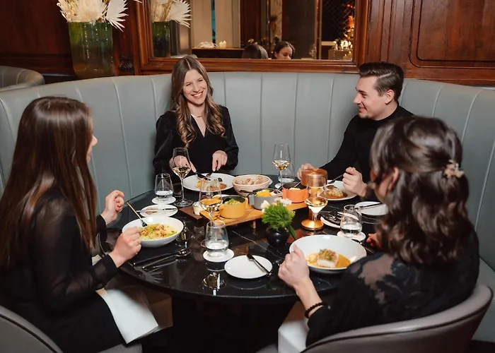 The Ritz-carlton, 5*