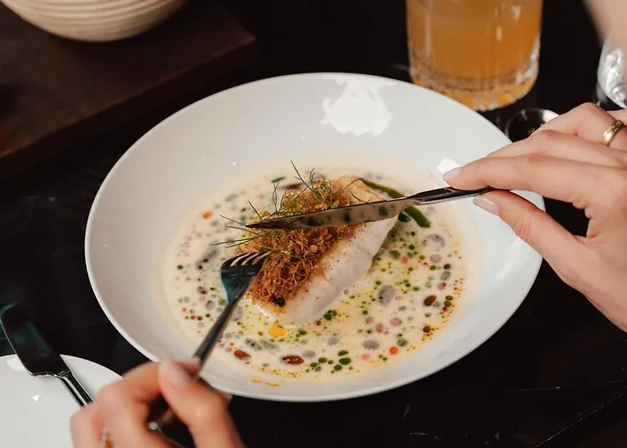 The Ritz-carlton, 5*