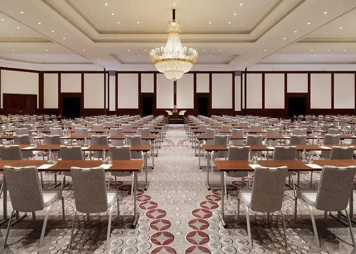 The Ritz-carlton, Hotel 5*