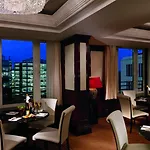 The Ritz-carlton, Hotel