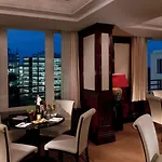 The Ritz-carlton,