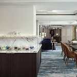 The Ritz-carlton, 5*