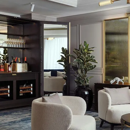 Hotel The Ritz-carlton,