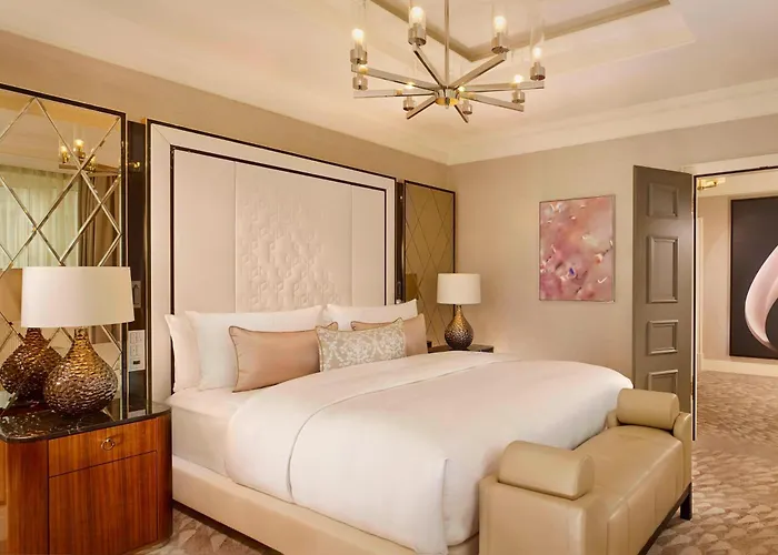 The Ritz-carlton, 5*